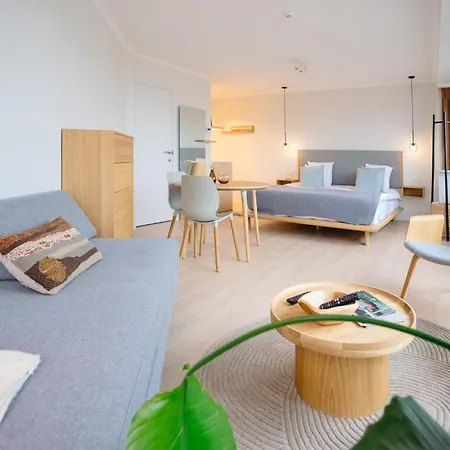 Du Bassin Hotell 3*