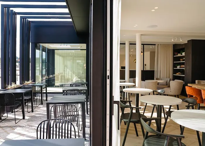 Du Bassin מלון 3*