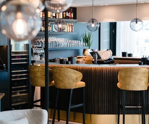 Du Bassin מלון 3*